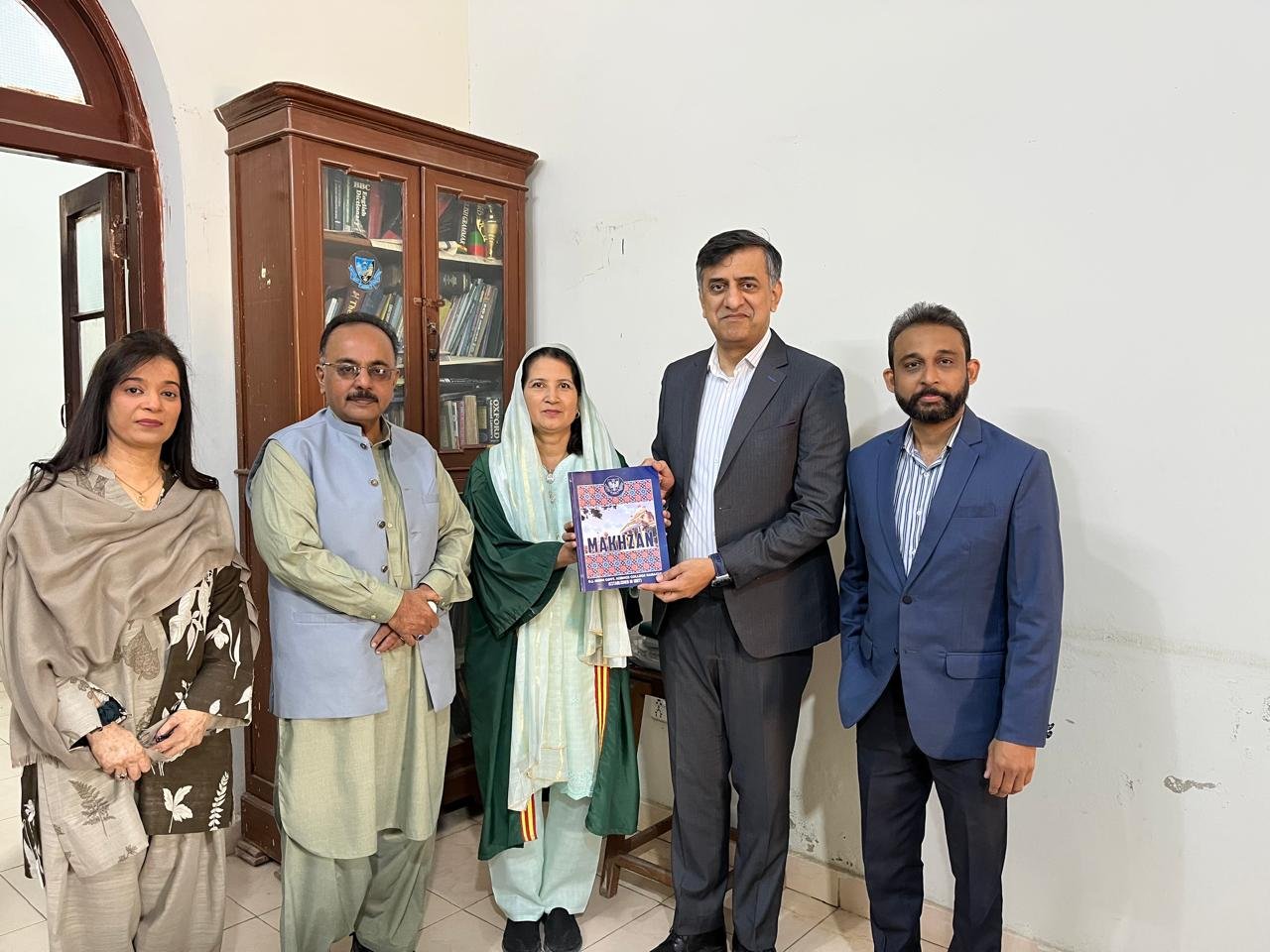 Signing Ceremony for MoU between DJ Sindh Government Science College, Karachi and Sapphire Consulting Services